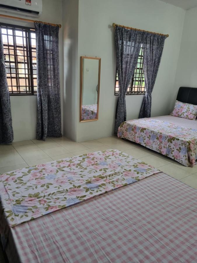 Private Pool Ssue Klebang Ipoh Homestay With High Speed Wifi Chemor Kamer foto