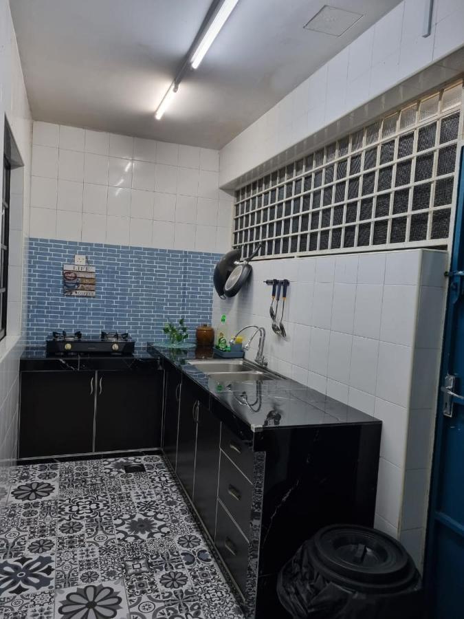 Private Pool Ssue Klebang Ipoh Homestay With High Speed Wifi Chemor Buitenkant foto
