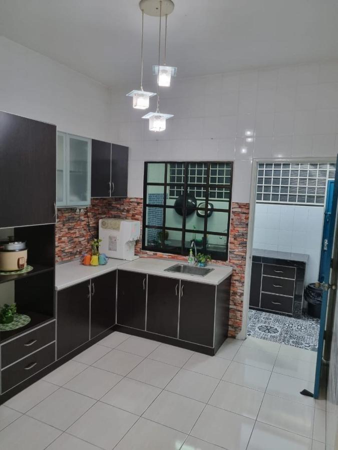 Private Pool Ssue Klebang Ipoh Homestay With High Speed Wifi Chemor Buitenkant foto