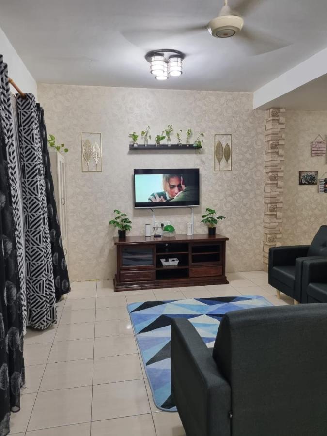 Private Pool Ssue Klebang Ipoh Homestay With High Speed Wifi Chemor Buitenkant foto