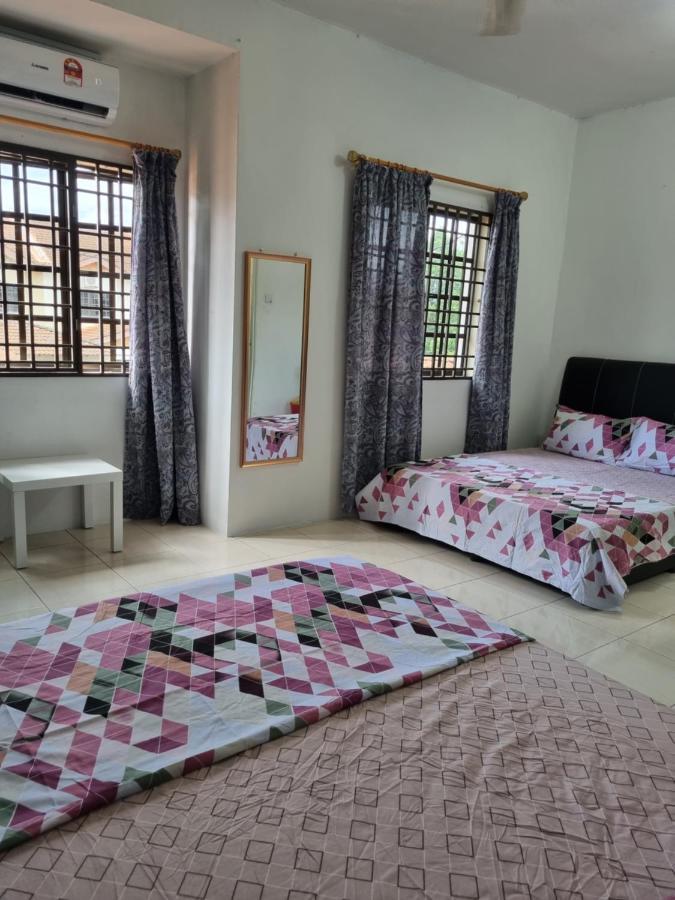 Private Pool Ssue Klebang Ipoh Homestay With High Speed Wifi Chemor Buitenkant foto